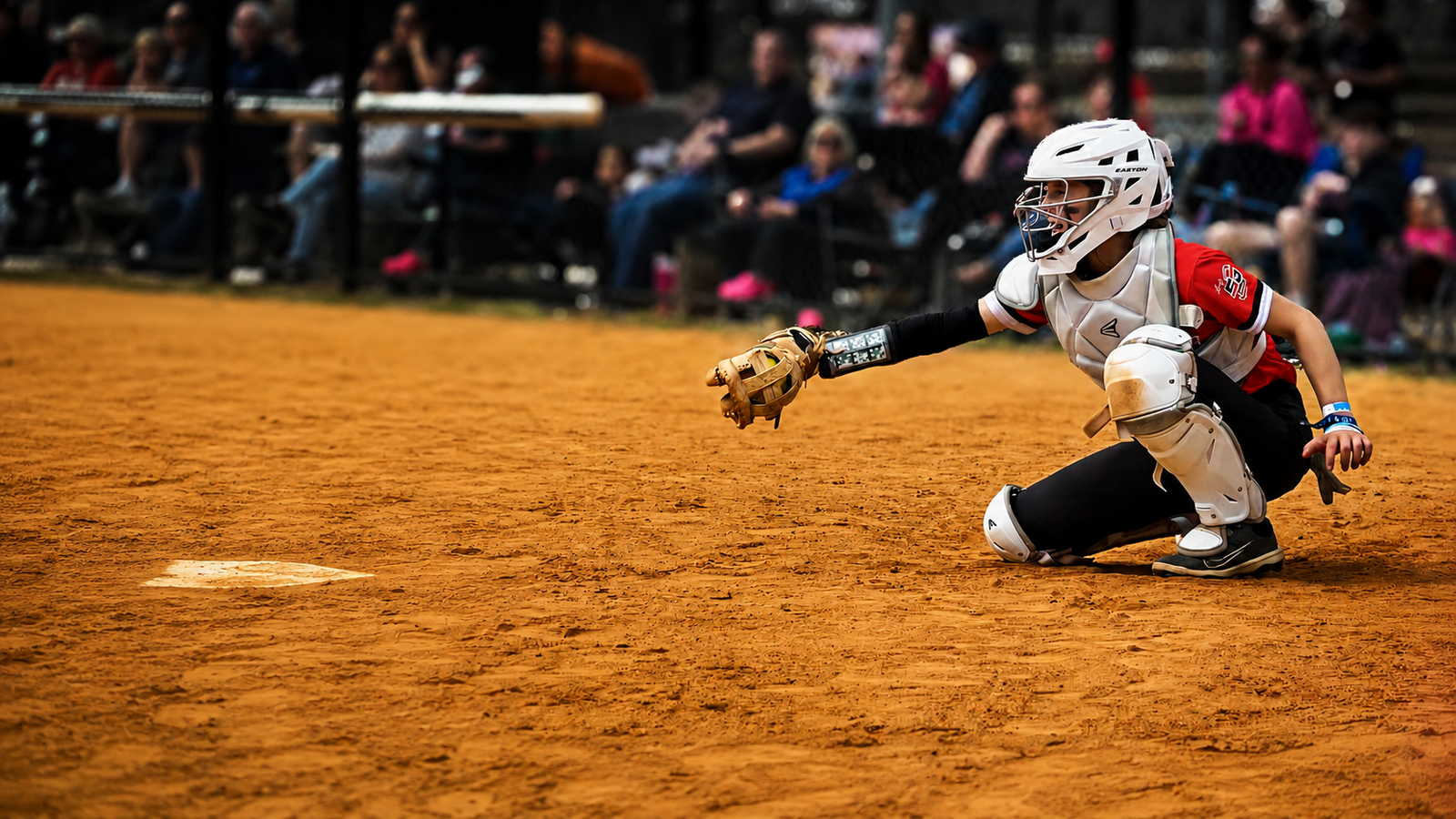 5G Prime catcher making a play